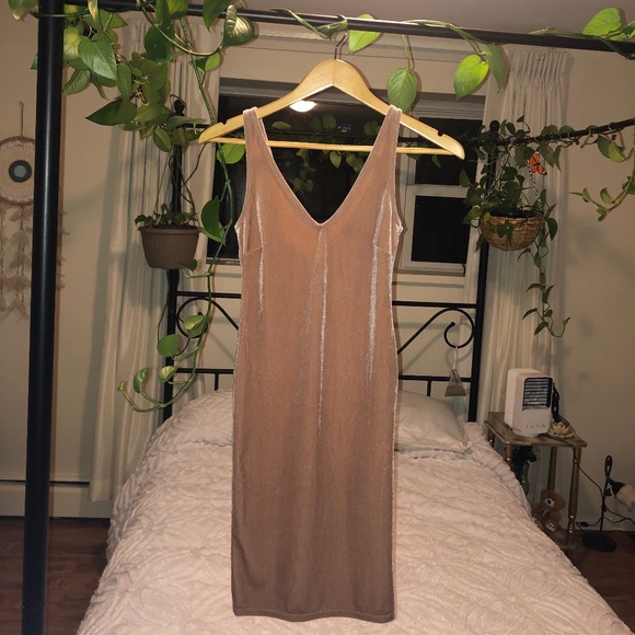 Velvet champagne pink Body-con - Picture 1 of 2